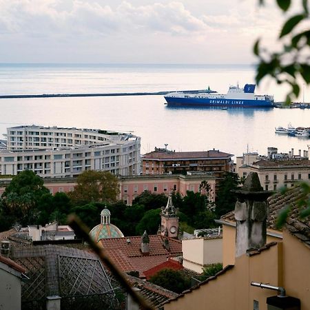 Ferienwohnung Casa "Kapri" Da Eva - Salerno Centro Con Self Check-In Exterior foto